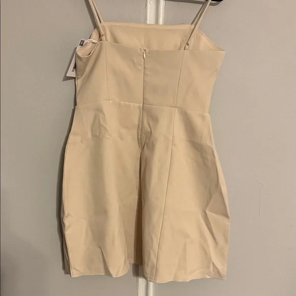 NWT Mini dress - Picture 3 of 5